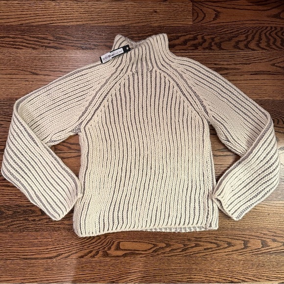 🆕 STEVE MADDEN Apparel Women's Terra Sweater SIZE medium - Picture 4 of 8
